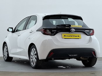 Used Toyota Yaris 2022 for sale - 77596966: Photo