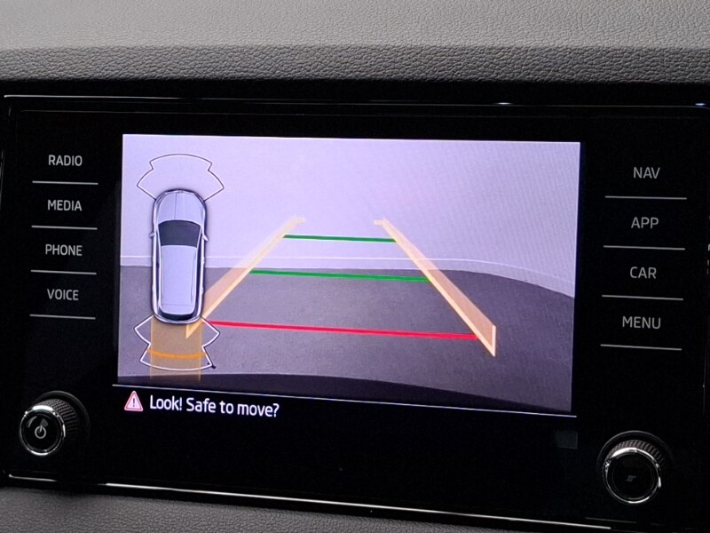 Used Skoda Karoq 2024 for sale - 76589441: Photo 11