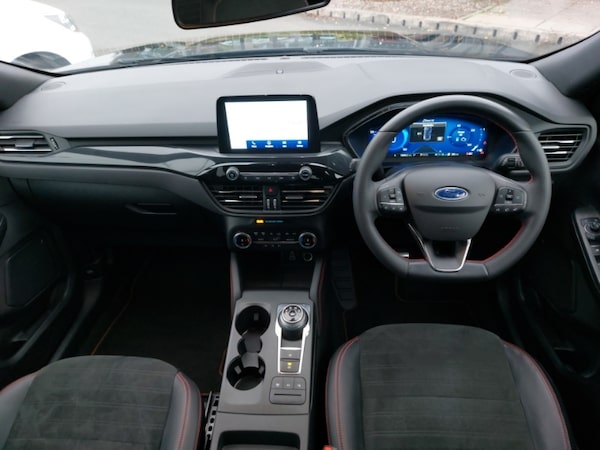 Used Ford Kuga 2023 for sale - 76288963: Photo 2