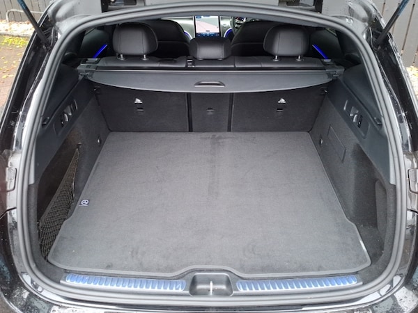 Used Mercedes-Benz GLC 2023 for sale - 76233121: Photo 8