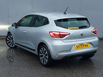 Used Renault Clio 2021 for sale - 77090640: Photo