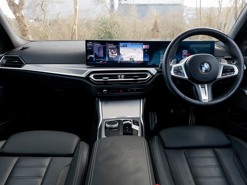 Used BMW 3 Series 2024 for sale - 77987161: Photo 2