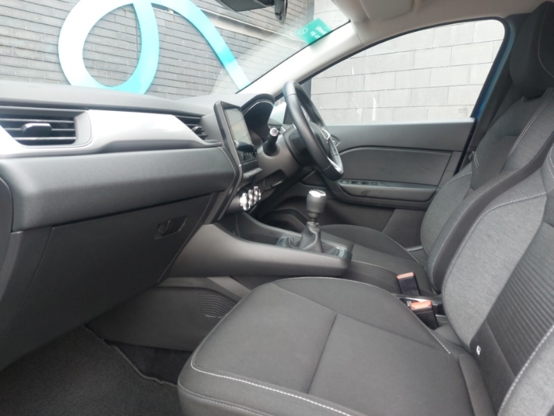 Used Renault Captur 2020 for sale - 77876635: Photo 5