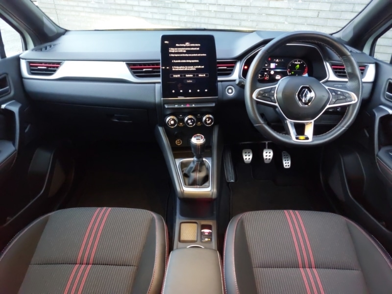 Used Renault Captur 2022 for sale - 76925620: Photo 2