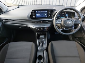 Used Hyundai i20 2022 for sale - 76967613: Photo