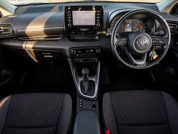 Used Toyota Yaris 2022 for sale - 76967371: Photo