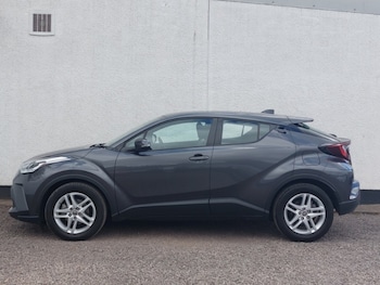 Used Toyota C-HR 2022 for sale - 76383753: Photo