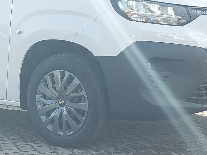 Used Citroen Berlingo 2024 for sale - 76726858: Photo 9