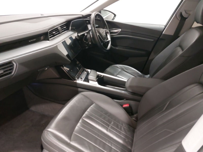 Used Audi e-tron 2021 for sale - 77495672: Photo 5