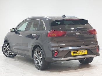 Used Kia Niro 2021 for sale - 76564254: Photo
