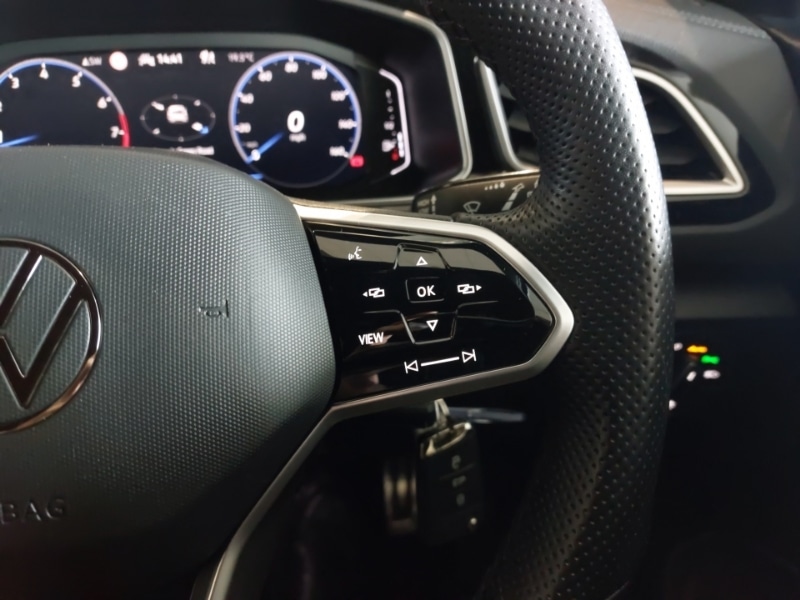 Used Volkswagen T-Roc 2022 for sale - 76472057: Photo 11