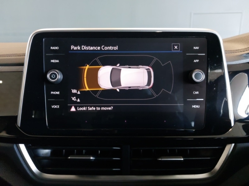 Used Volkswagen T-Roc 2022 for sale - 76472057: Photo 12