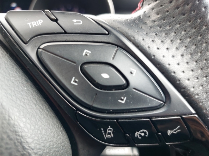 Used Toyota C-HR 2022 for sale - 77731999: Photo 12