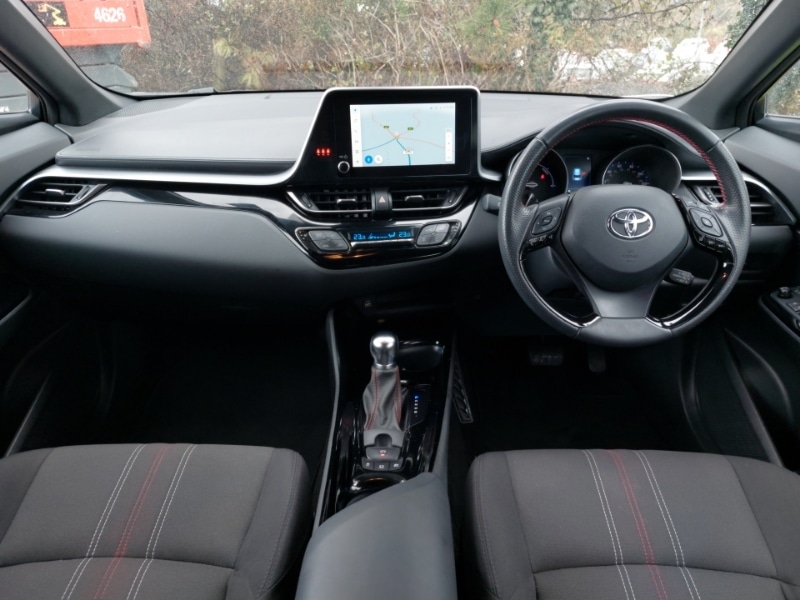 Used Toyota C-HR 2022 for sale - 77731999: Photo 2