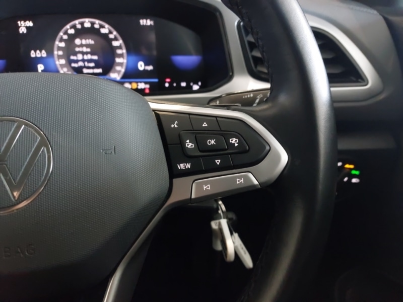 Used Volkswagen T-Roc 2022 for sale - 77777813: Photo 11