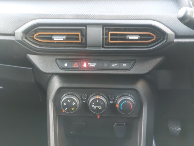 Used Dacia Sandero Stepway 2023 for sale - 76737653: Photo 11