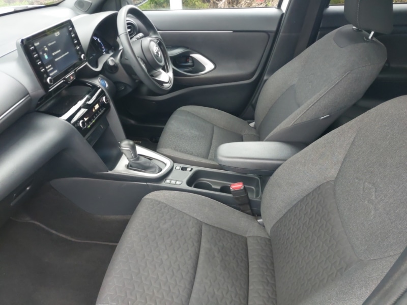 Used Toyota Yaris Cross 2023 for sale - 77585458: Photo 5