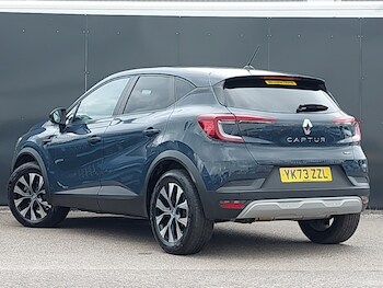 Used Renault Captur 2023 for sale - 75674568: Photo