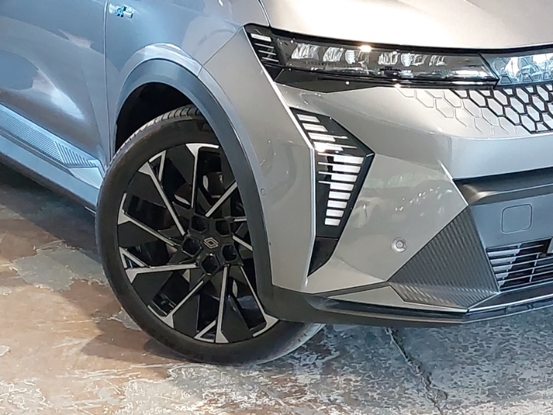 Used Renault Scenic E-Tech 2024 for sale - 76614432: Photo 9