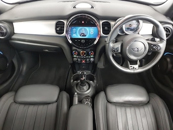 Used MINI Hatch 2022 for sale - 77242181: Photo