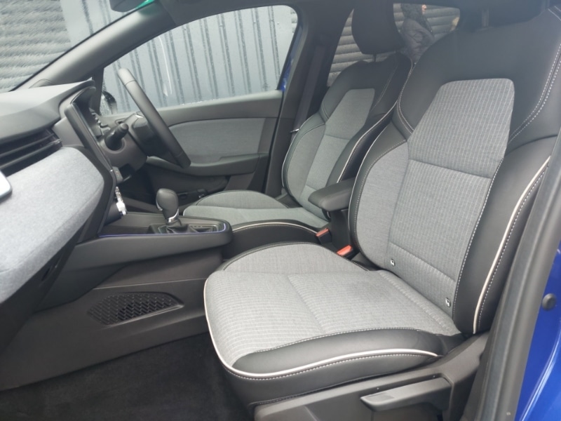 Used Renault Clio 2024 for sale - 77874558: Photo 5