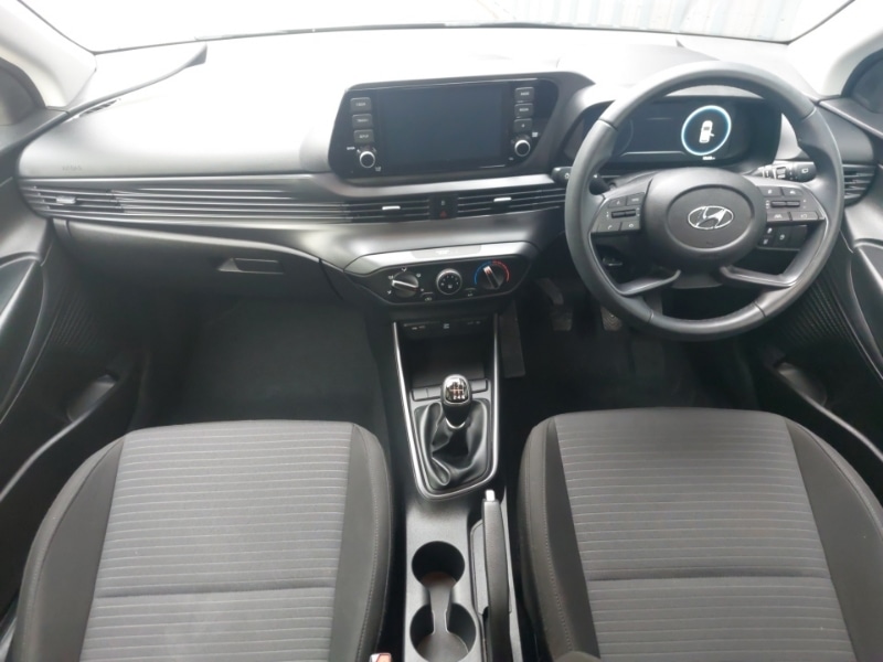 Used Hyundai i20 2023 for sale - 76764860: Photo 2