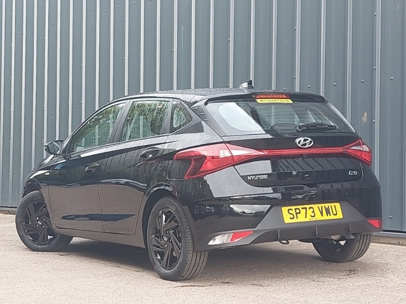 Used Hyundai i20 2023 for sale - 76764860: Photo 3