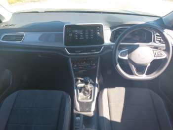 Used Volkswagen T-Roc 2024 for sale - 75229276: Photo