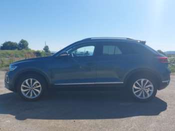 Used Volkswagen T-Roc 2024 for sale - 75229276: Photo