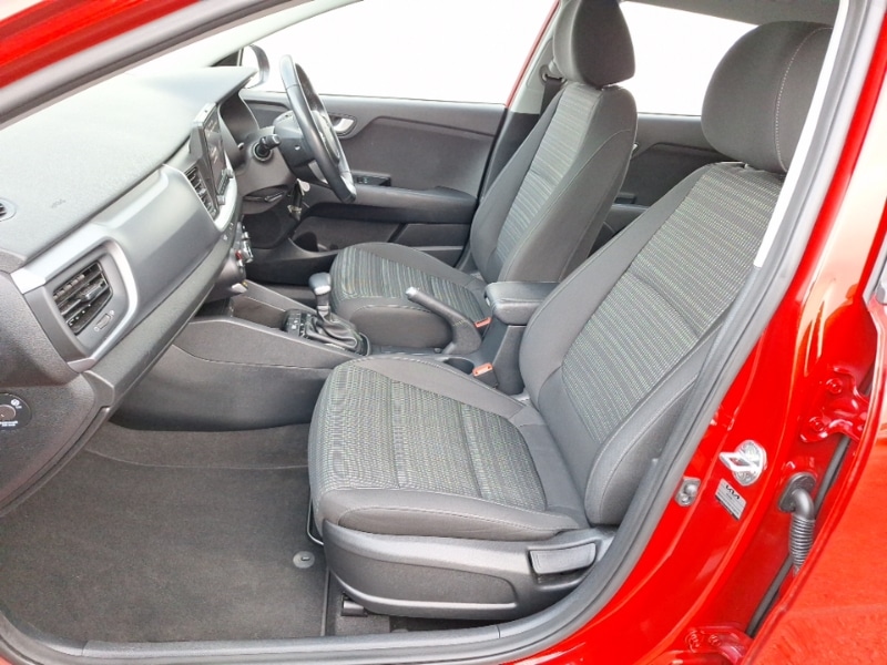 Used Kia Stonic 2023 for sale - 77611320: Photo 5