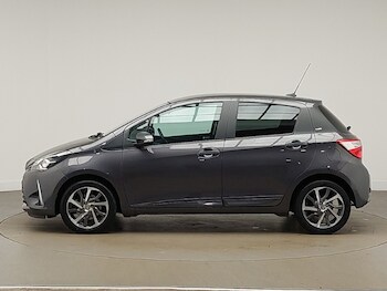 Used Toyota Yaris 2020 for sale - 77449273: Photo