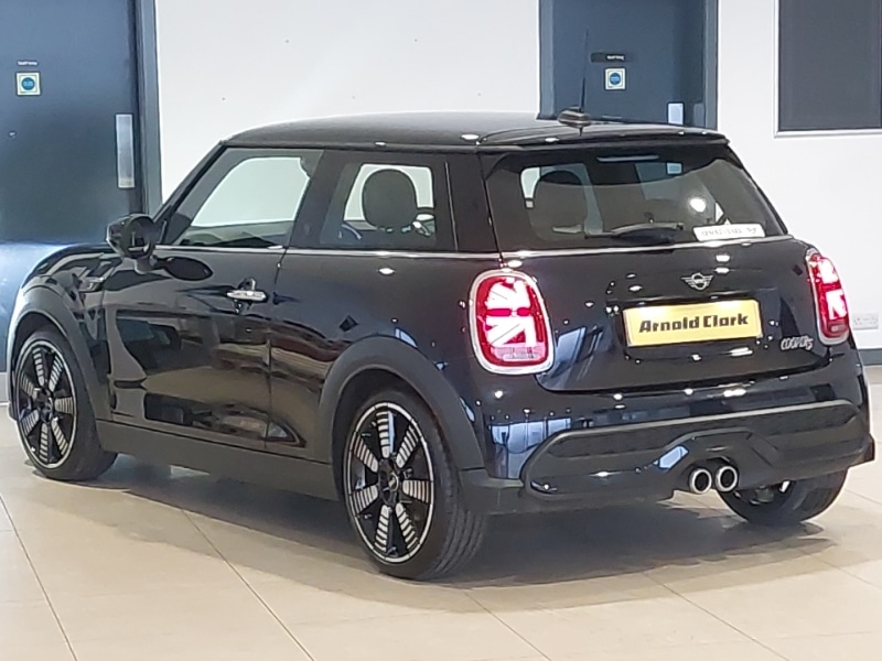 Used MINI Cooper 2023 for sale - 77503923: Photo 3