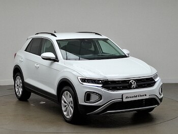 Used Volkswagen T-Roc 2025 for sale - 77032080: Photo