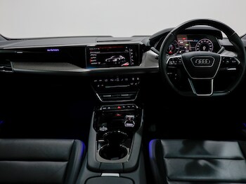 Used Audi e-tron GT 2022 for sale - 77948992: Photo