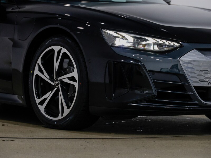 Used Audi e-tron GT 2022 for sale - 77948992: Photo 9