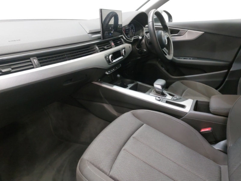 Used Audi A4 2021 for sale - 77028665: Photo 5