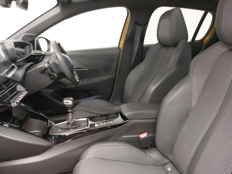 Used Peugeot 208 2022 for sale - 77229098: Photo 5