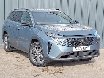 2025 - 1.2 Hybrid 145 Allure 5dr e-DSC6