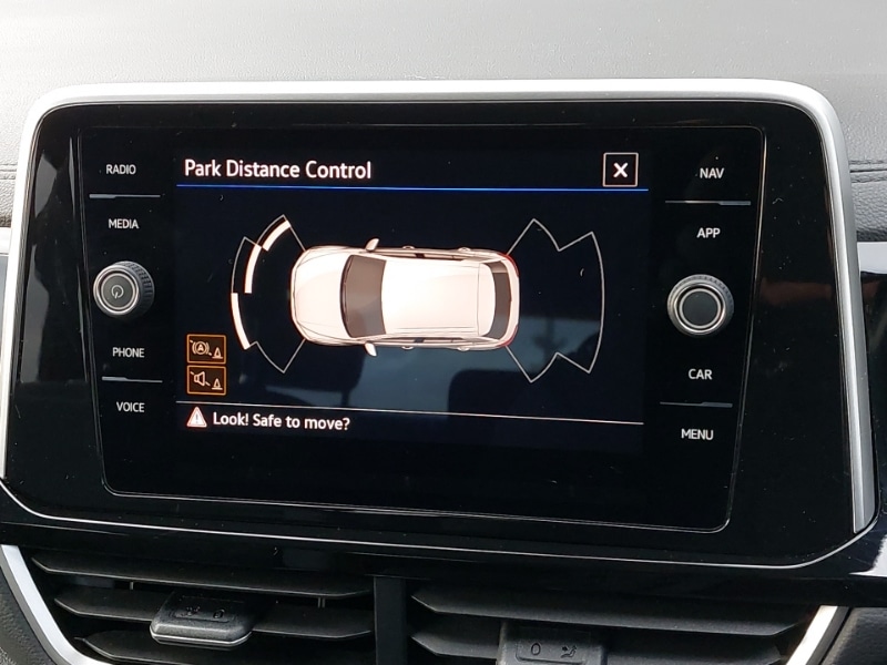 Used Volkswagen T-Roc 2023 for sale - 77353328: Photo 11