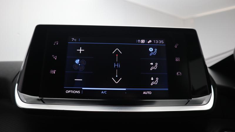 Used Peugeot 208 2023 for sale - 77116739: Photo 24