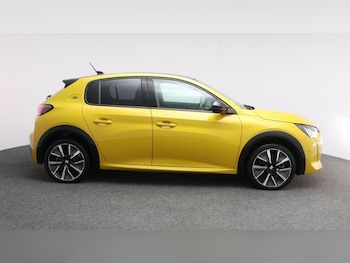 Used Peugeot 208 2022 for sale - 77117459: Photo