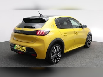 Used Peugeot 208 2022 for sale - 77117459: Photo