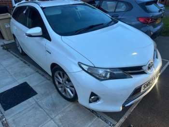 2013 (63) - 1.8 VVT-h Icon Touring Sports CVT Euro 5 (s/s) 5dr