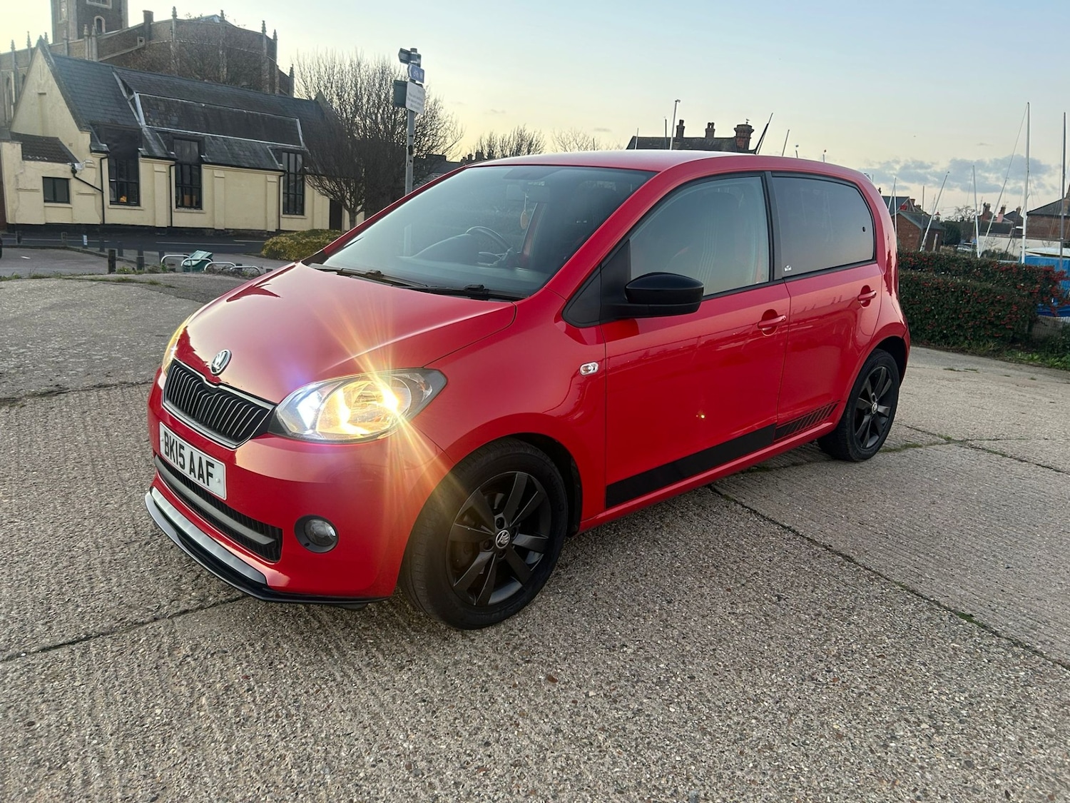 Used Skoda Citigo 2015 for sale - 76963741: Photo 2