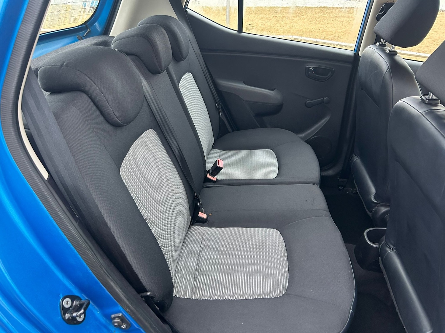 Used Hyundai i10 2010 for sale - 77365409: Photo 10