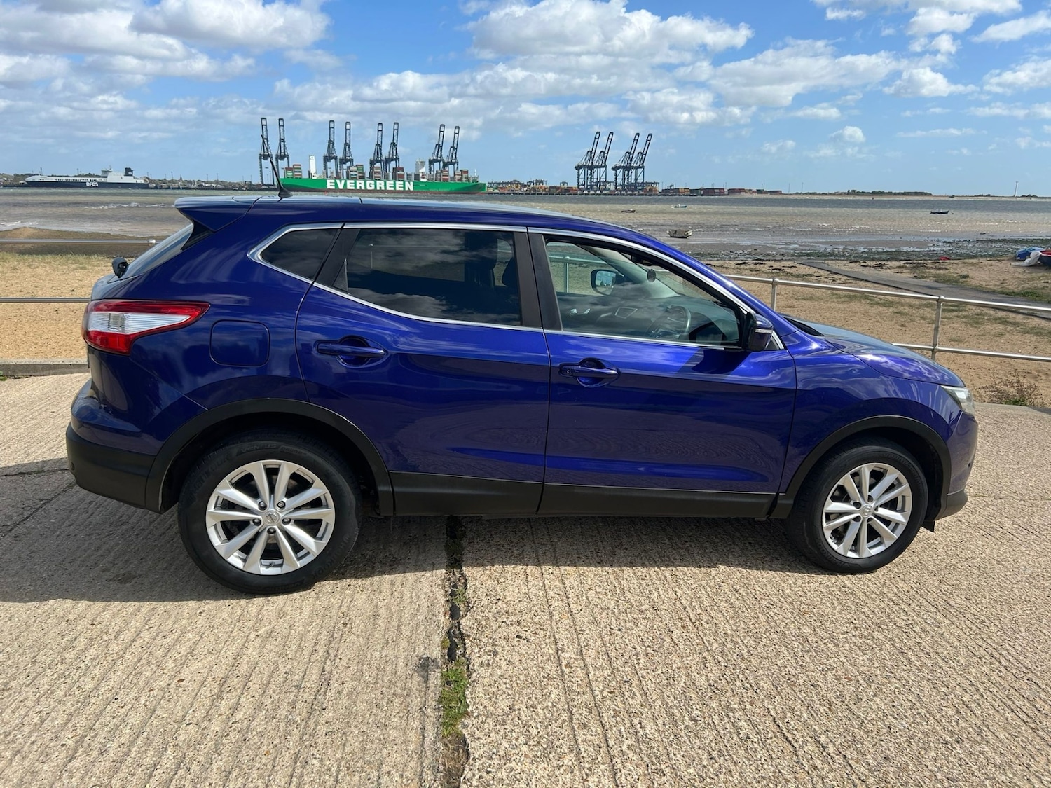 Used Nissan Qashqai 2014 for sale - 76353761: Photo 5