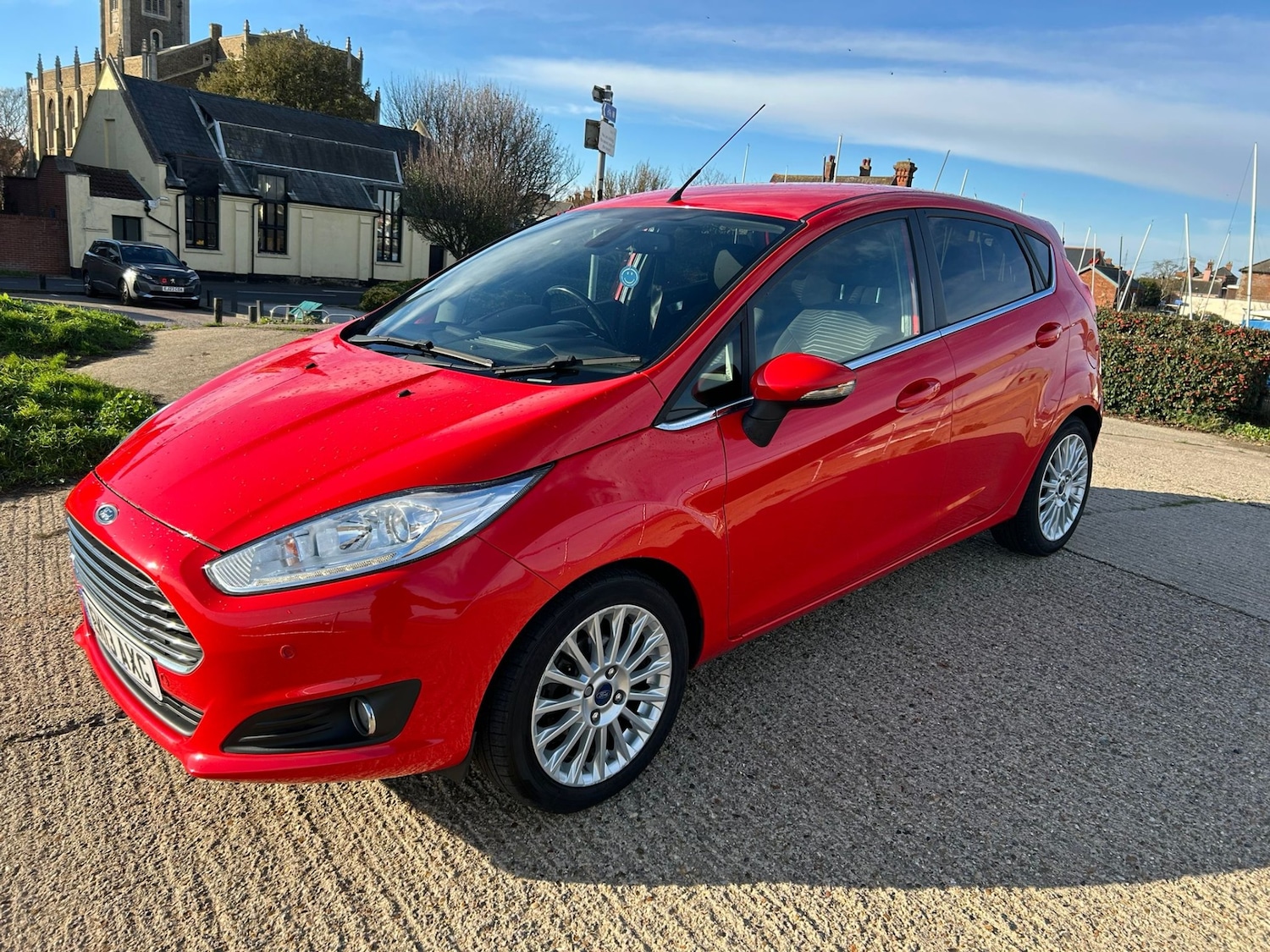 Used Ford Fiesta 2013 for sale - 76963730: Photo 2