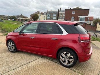 Used Citroen C4 Picasso 2013 for sale - 77364773: Photo