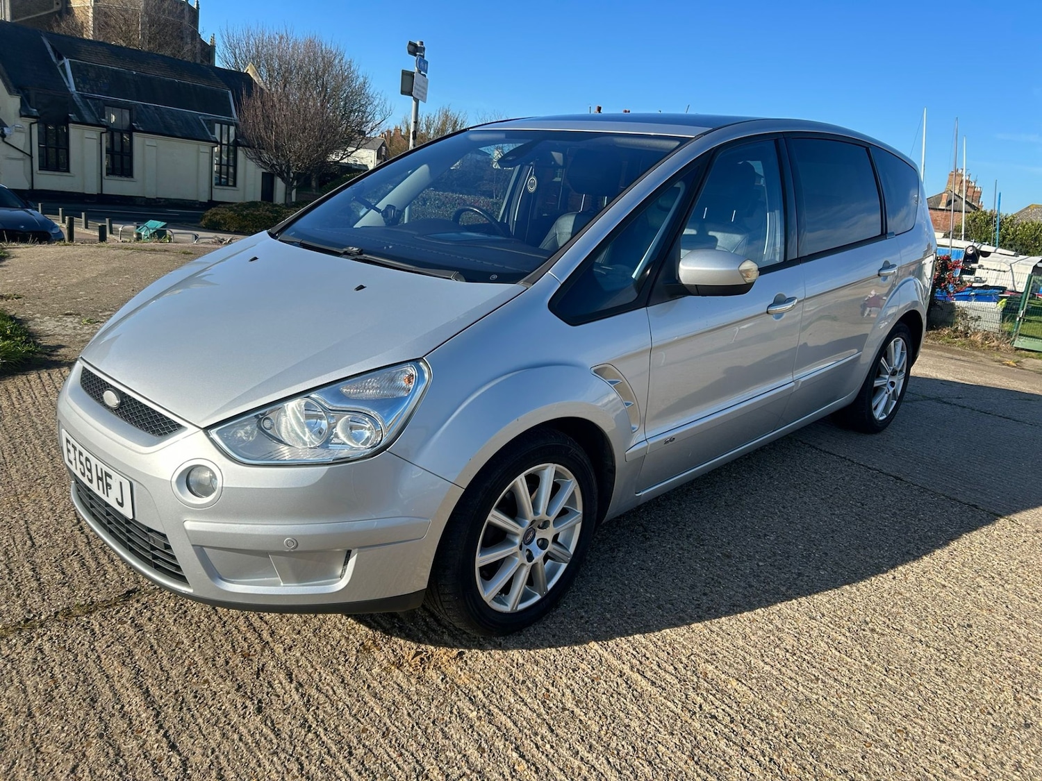 Used Ford S-Max 2010 for sale - 77365394: Photo 2