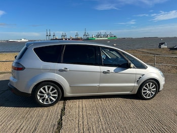 Used Ford S-Max 2010 for sale - 77365394: Photo